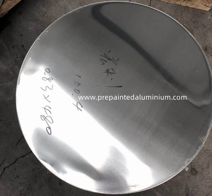 Grubość 0,8 mm Średnica 480 mm Wstępnie pomalowany arkusz koła ze stopu aluminium