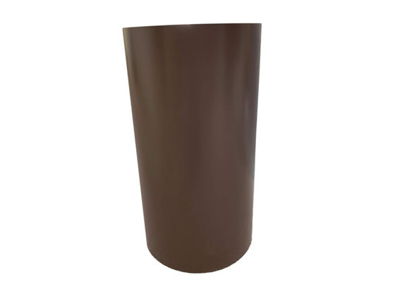 Brązowa aluminiowa cewka wykończona, przedmalowana, o wymiarach 24 cm x 50 ft.
