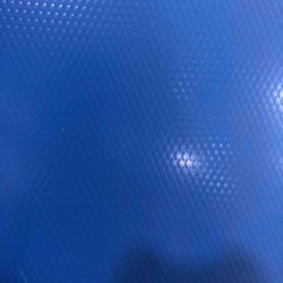 Alloy3003 H26 Temper 26 Gauge Grubość Różne kolory Stiuk Tłoczona blacha aluminiowa używana do okładzin zewnętrznych budynków