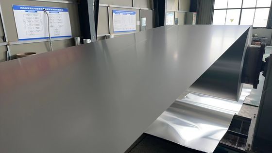 22Gauge grubość AA3005 Dekoracyjny i funkcjonalny szary powlekany arkusz aluminiowy do pokrycia