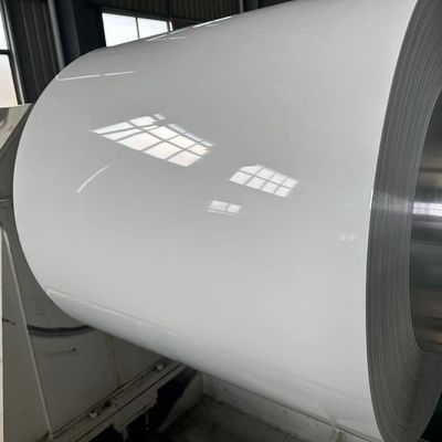AA3015 H24 0,5 mm grubość 1000 mm szerokość kolorowo powlekana cewka aluminiowa do dekoracji budynków