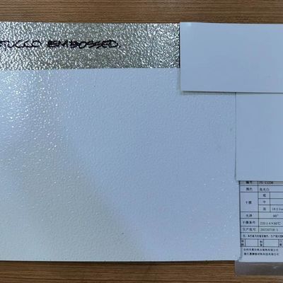 Stop 3003 H24 Temperature Grade 24 Gauge Thick White Color Hammer Embossed Aluminium Sheet Usadany do panelów wewnętrznych lodówek