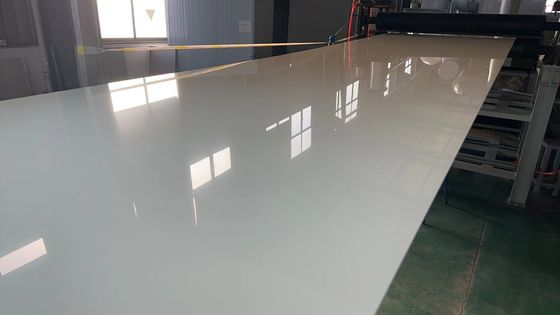 Alloy3003 H26 0,28 mm x 1250 mm Malowana w kolorze srebrnym cewka aluminiowa do ACP - produkcja paneli kompozytowych aluminiowo-plastikowych