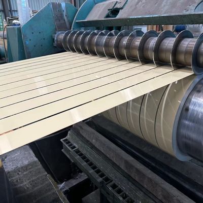 Do wykonywania zasłon drzwiowych z rolkowania stop3105 0,25*178mm Farba antyśrutowa PE Farba pre-pomalowana Aluminiowy pasek
