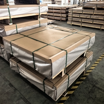Blacha aluminiowa powlekana kolorystycznie RAL, stop 3105 H24, grubość 0,45 mm, do paneli zewnętrznych budynków