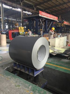 3D Feel Feel Drewno Stopu wzoru 3105 o grubości 0,50 mm powlekana aluminiowa cewka do metalowych drzwi migawki wałek