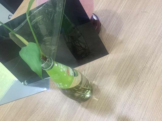 Stop 1085 o grubości 0,80 mm srebrny aluminiowy arkusz lustrzany z odblaskiem powyżej 96% do produkcji paneli słonecznych