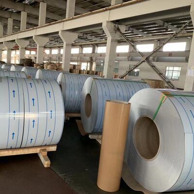 Blacha aluminiowa ze stopu aluminium 3003 do materiałów sufitowych do zastosowań wewnętrznych (0,6–0,9 mm | szerokość niestandardowa | powłoka RAL)