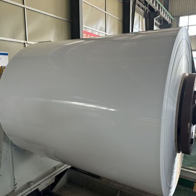 Grubość .027x 11 3/4'' szerokości, błyszcząca biała cewka aluminiowa do produkcji 5'' rynien