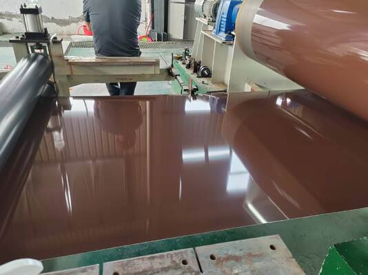 Lekkie blachy aluminiowe do dachu wykonane z stopu 3105 PPG Kynar PVDF Matte Grey Ral 7046 Kolorowa wstępnie malowana cewka szeroka 49 cali