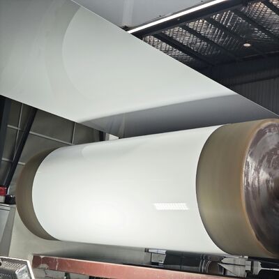 Dekoracja budynku Aluminiowa blacha powlekana kolorem 1060 H24 o grubości 0,30 mm Ral 9016 Aluminiowa płyta kompozytowa Produkcja